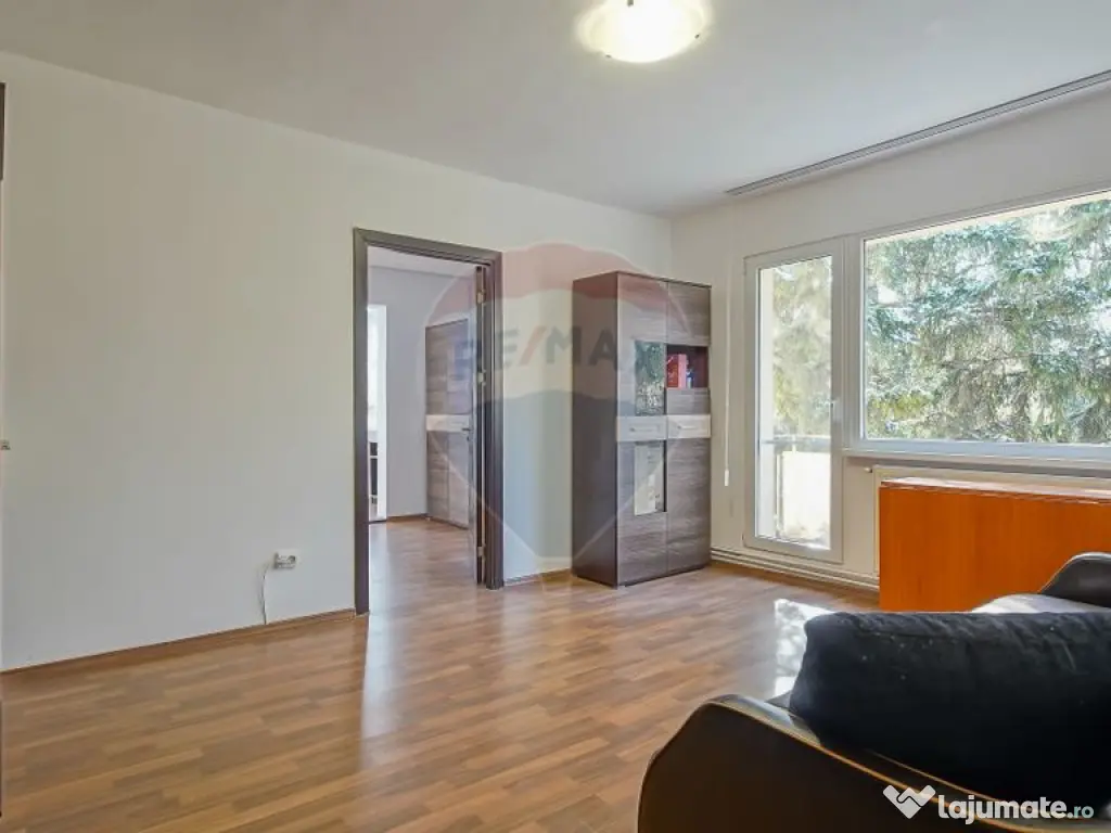 Apartament 2 cam de închiriat în Astra 
