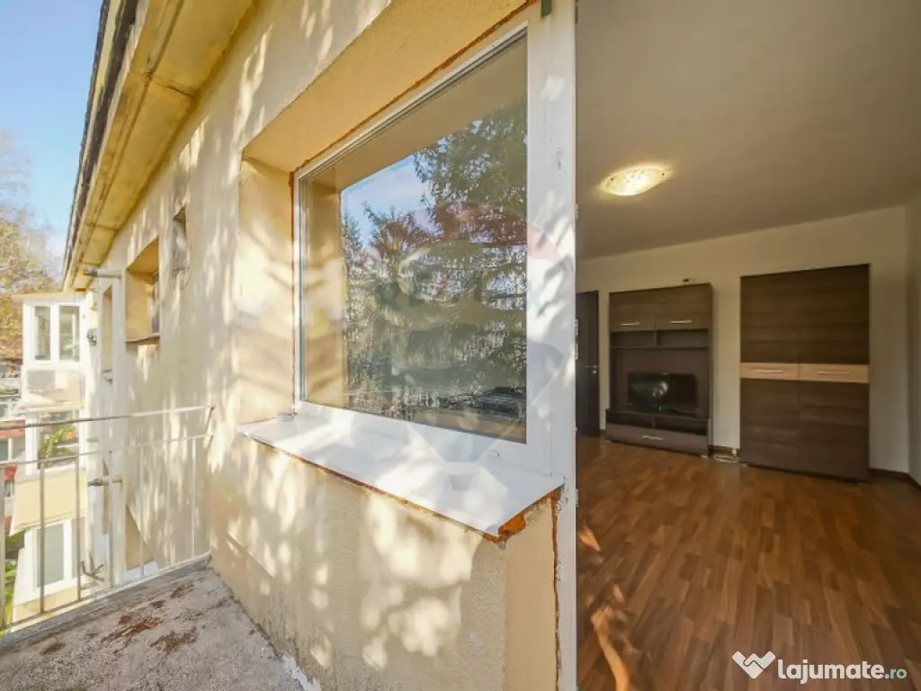 Apartament 2 cam de închiriat în Astra 