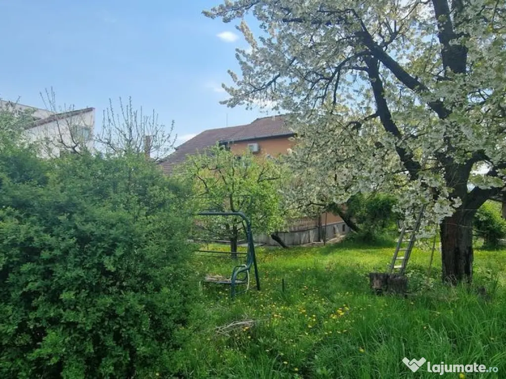 Casa - 1500 mp de teren - zona rezidențială schit 