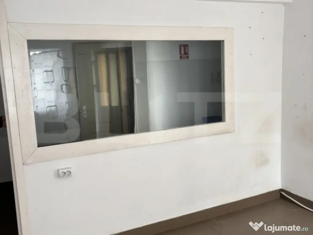 Spatiu comercial de vanzare, in Brosteni, jud. Suceava