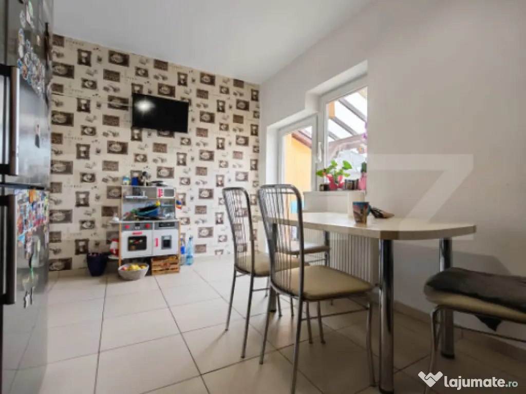 Casa individuala, 5 camere, 410mp teren -Chișoda, vatra sat