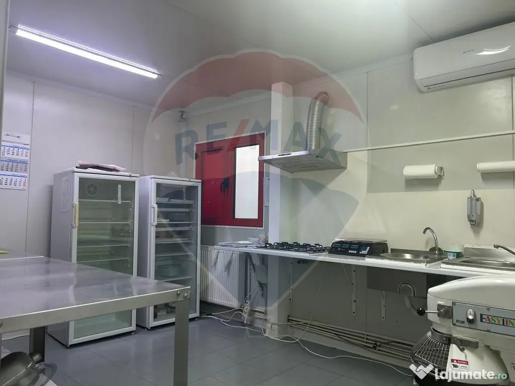 De vanzare spatiu comercial stradal in Corbeanca IF 