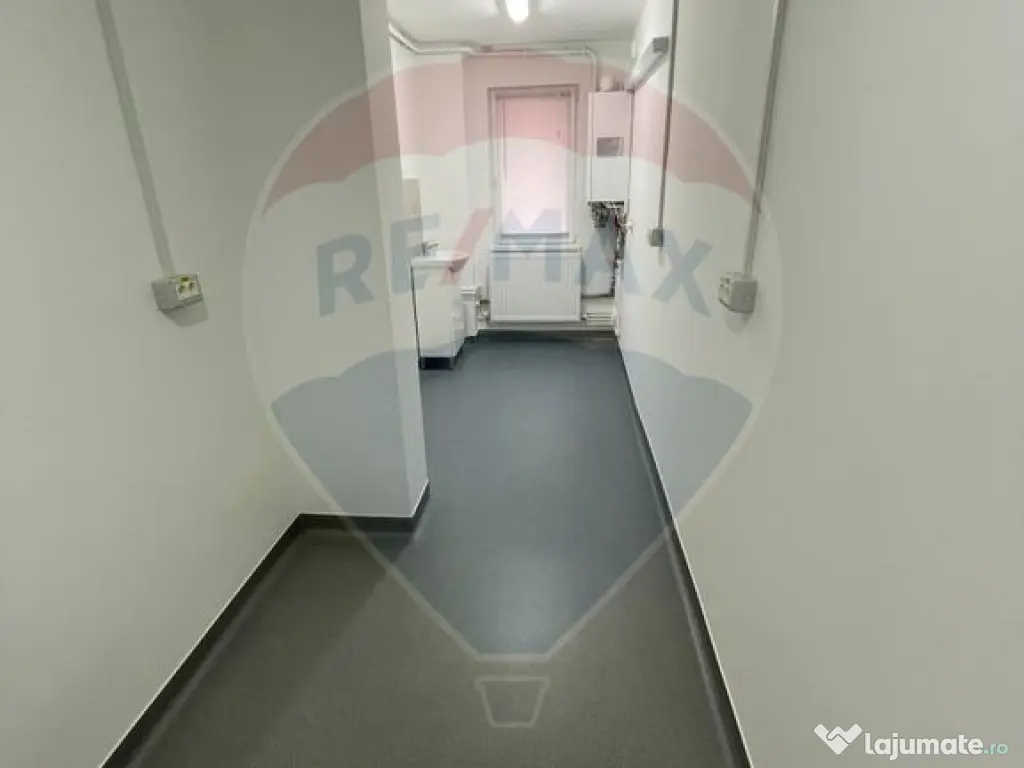 Spațiu comercial de 43.72mp de închiriat în zona Central 