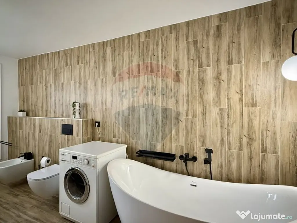 Parte de casă cu etaj – lux, interior superb, 2 locuri... 