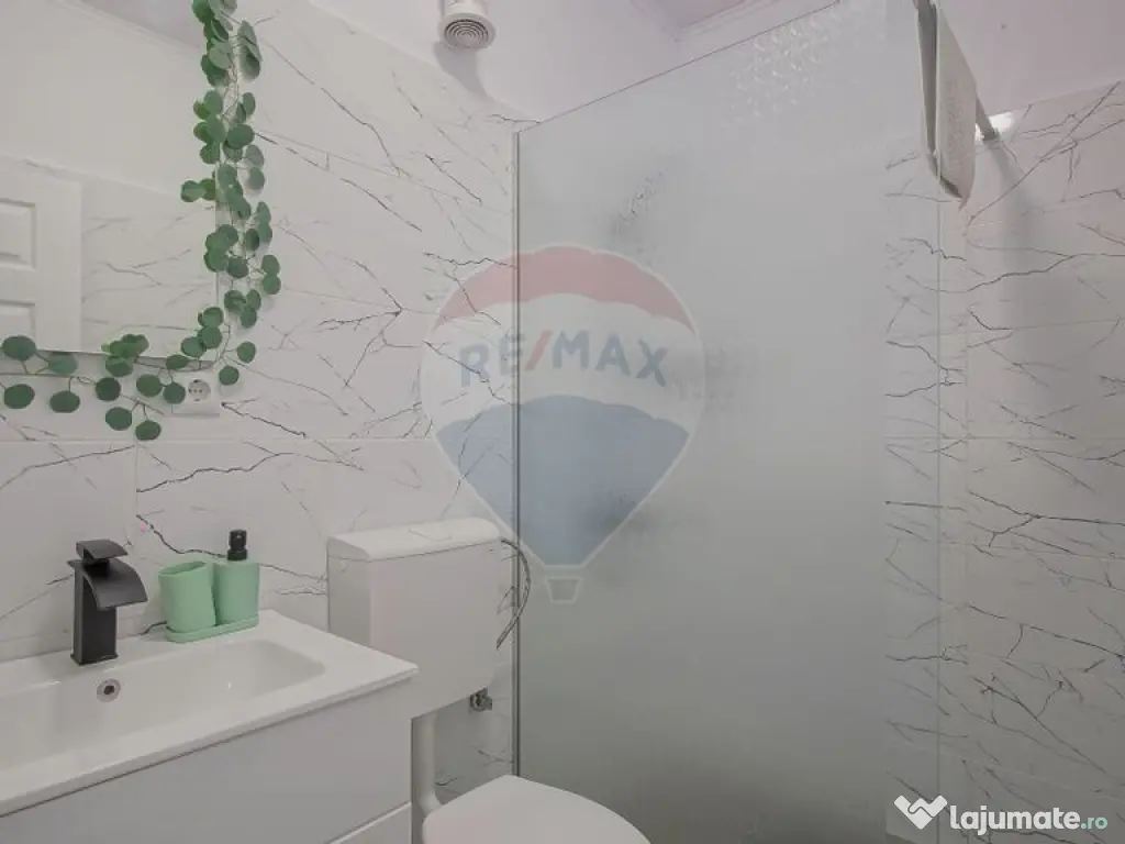 Vila cu 9 dormitoare şi 7 băi în Stupini, Brașov 