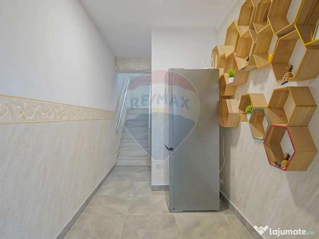 Vila cu 9 dormitoare şi 7 băi în Stupini, Brașov 