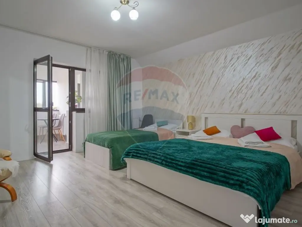 Vila cu 9 dormitoare şi 7 băi în Stupini, Brașov 