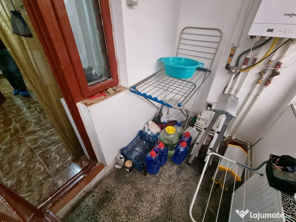 Apartament 2 camere decomandat zona Dacia 