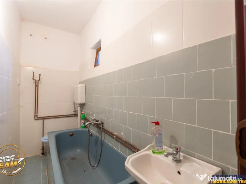 FILM! De casa traditionala, cu dependinte si facilitati, in 