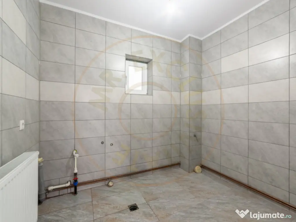 Casa P+M 130 mp, teren 818 mp – Calinesti, AG 