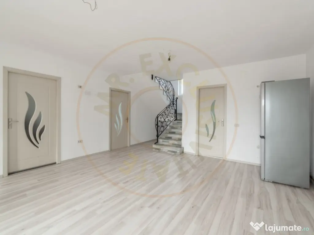 Casa P+M 130 mp, teren 818 mp – Calinesti, AG 