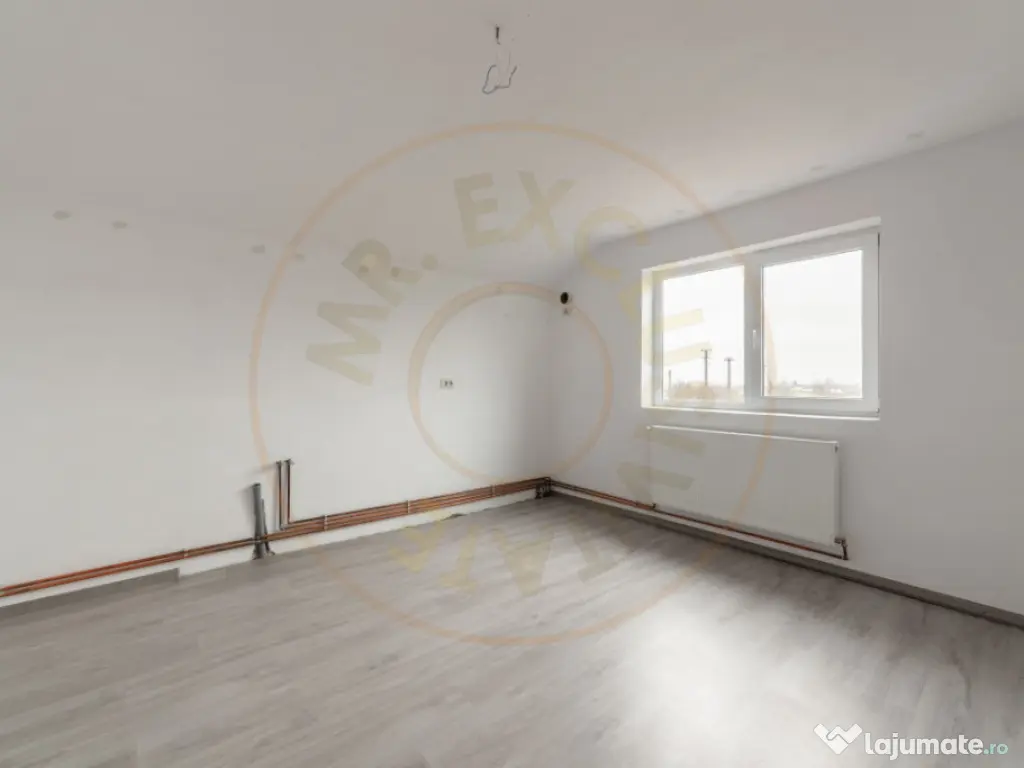 Casa P+M 130 mp, teren 818 mp – Calinesti, AG 