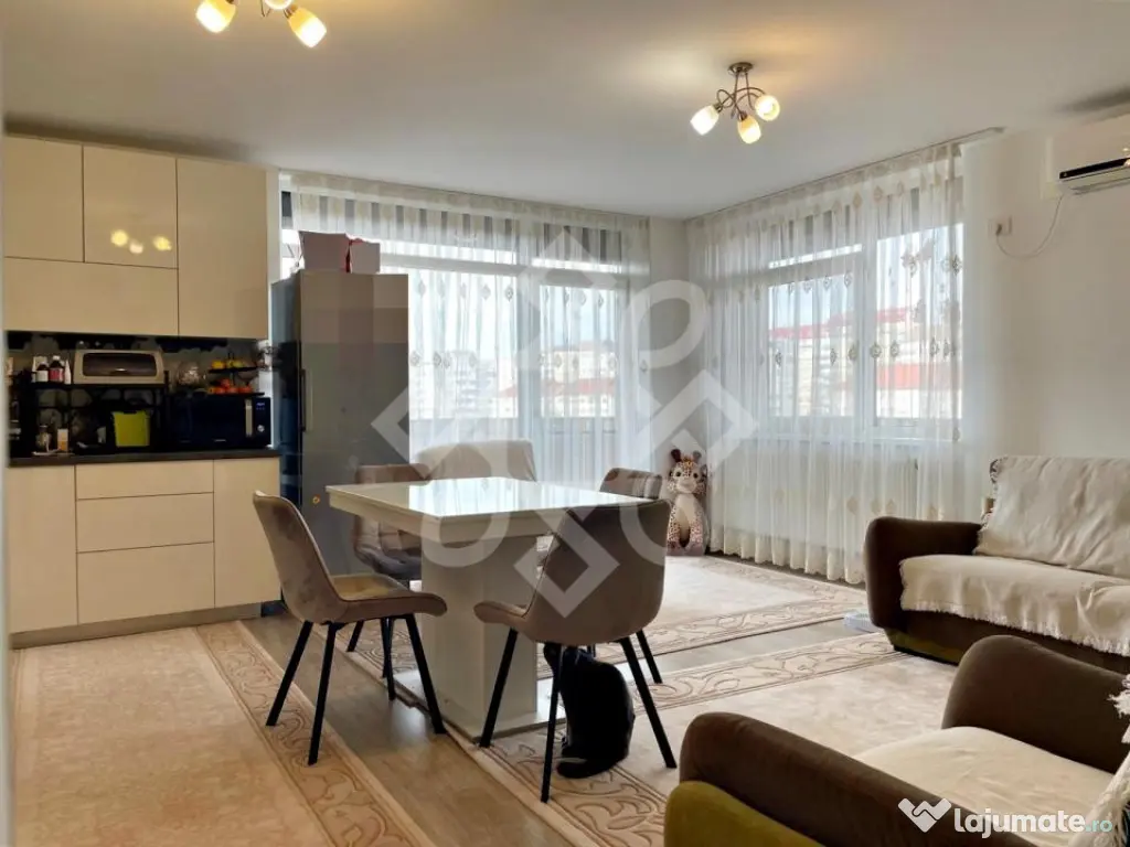 Apartament cu 3 camere si parcare privata in Nufarul, Oradea 