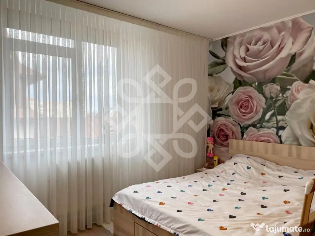 Apartament cu 3 camere si parcare privata in Nufarul, Oradea 