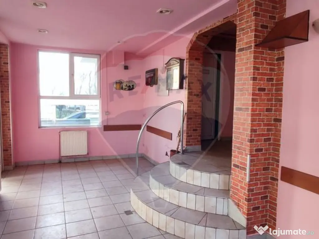 Spațiu comercial de închiriat sau de vânzare pe strada...