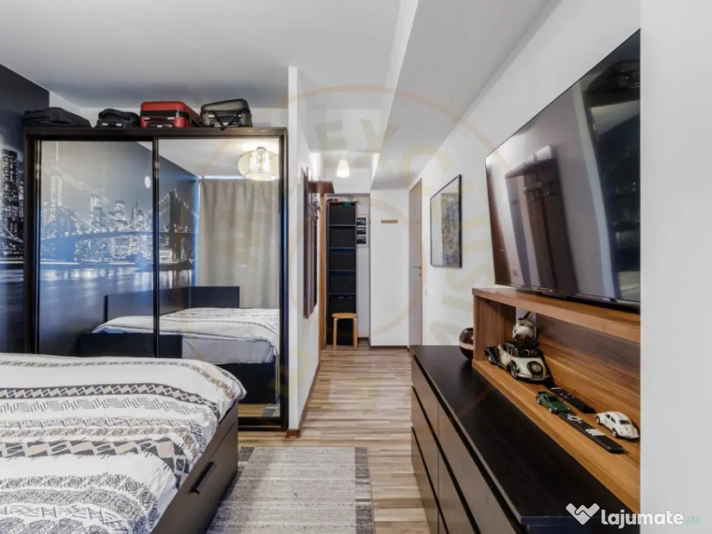 Clădire modernă, versatilă, cu terasă panoramică – lo 