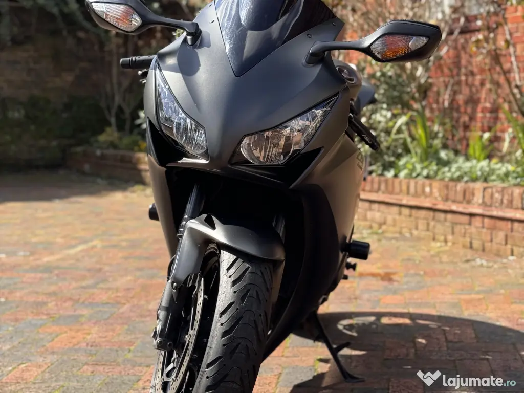 Vand Urgent Honda CBR 1000 RR R Fireblade 