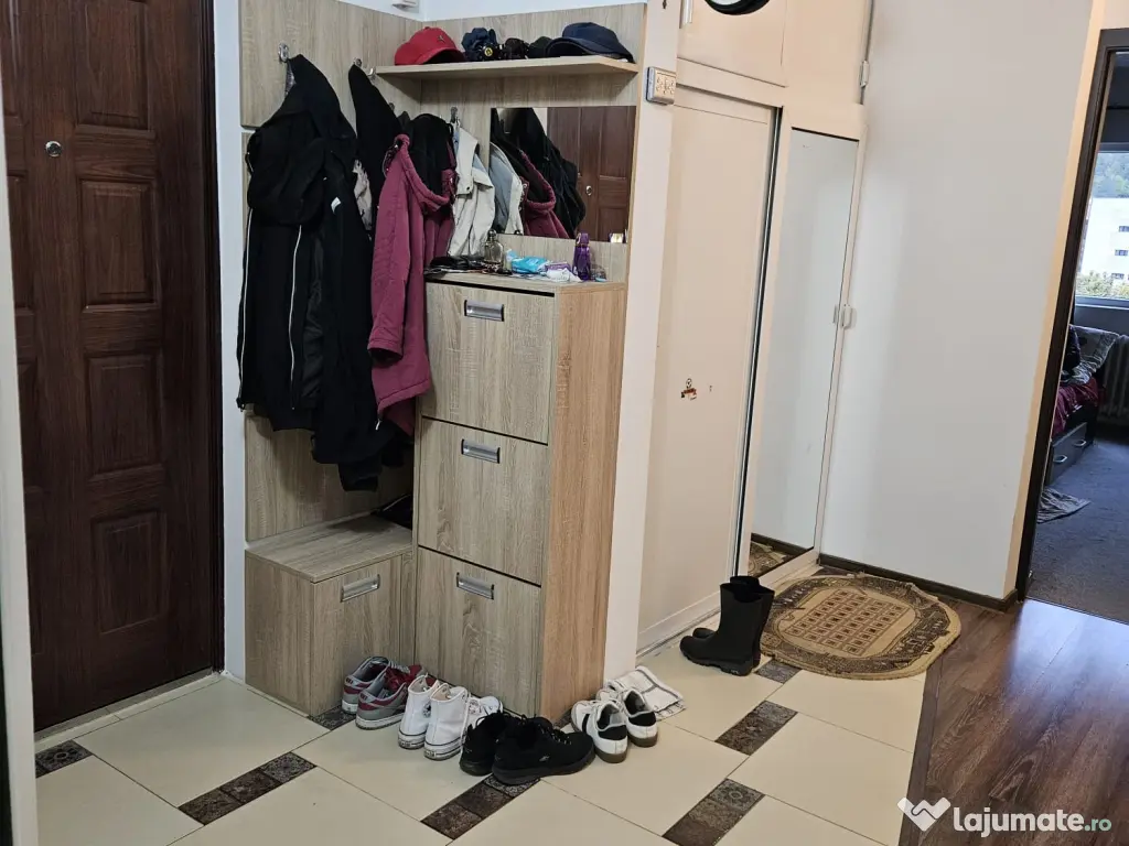 Apartament 3 camere, 80 mp, decomandat, etaj 3/4, Poitiers Continental 