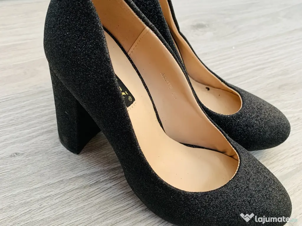 pantofi dama cu sclipici 