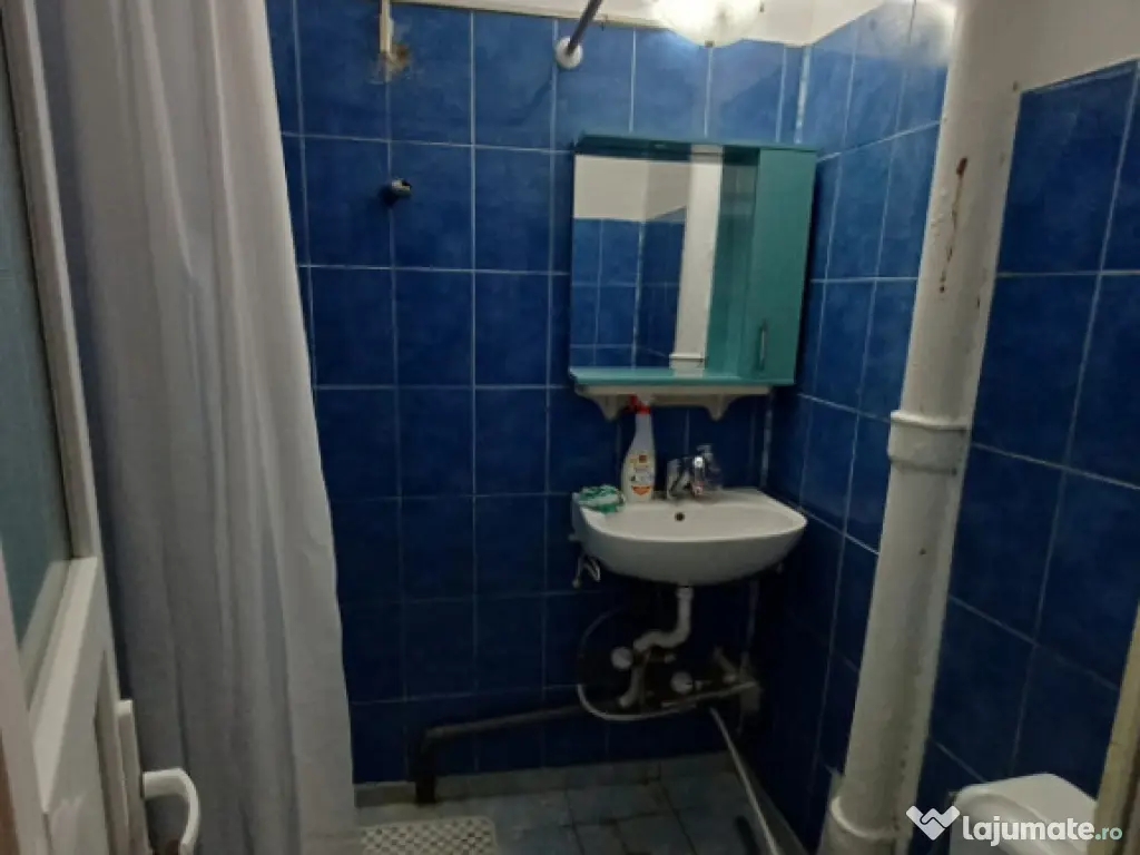 Apartament 1 camera - Decomandat, 26 mp, Etaj 2/9 - Podu Ros 