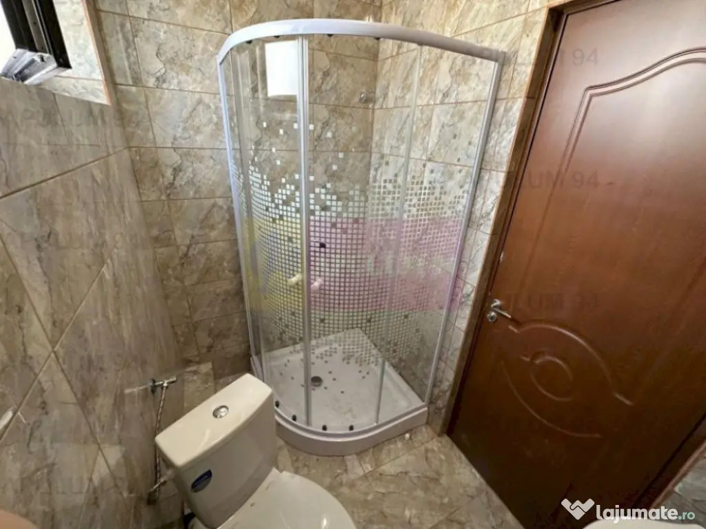 Vila P+1 sector 3, zona Mall Vitan | Locuinta sau firma