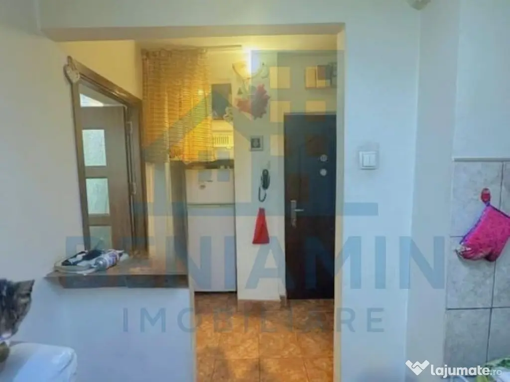 Apartament 2 camere Calea Bucuresti etaj 2 -centrala -47mp 