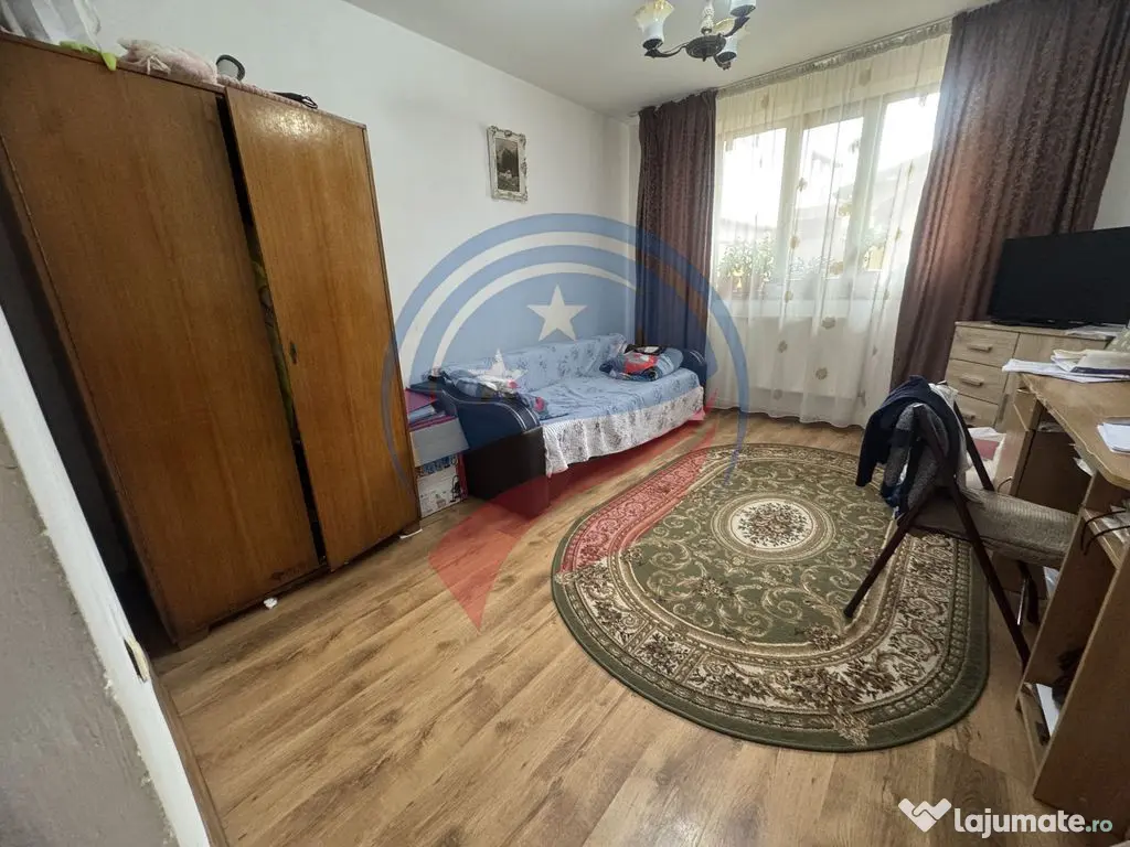 CASA P+1+M ZONA CENTRALA 