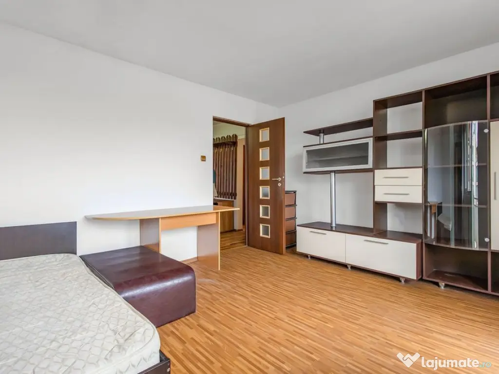 Centru Complex Studentesc | 3 Camere | Pretabil inchirier... 