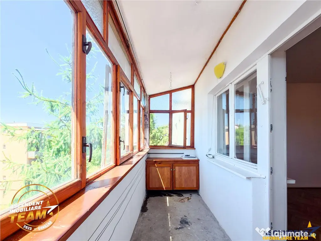 Apartament pe 63mp,orientare vestica,2 balcoane,Lenin,Sfantu