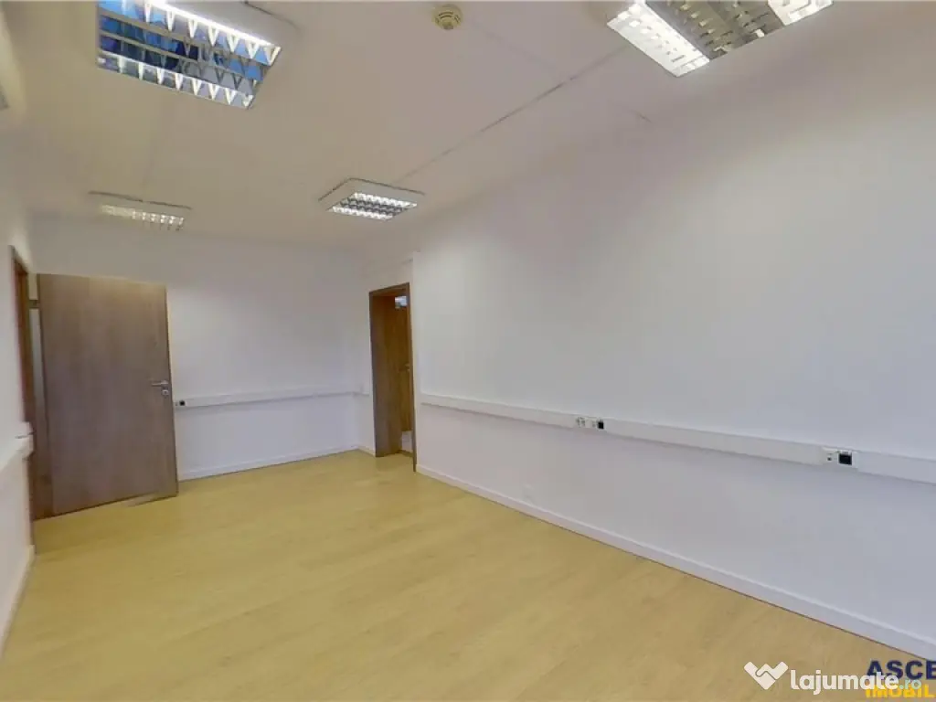 Tur LIVE! Spatiu birouri, renovat, Centrul Civic, Brasov.