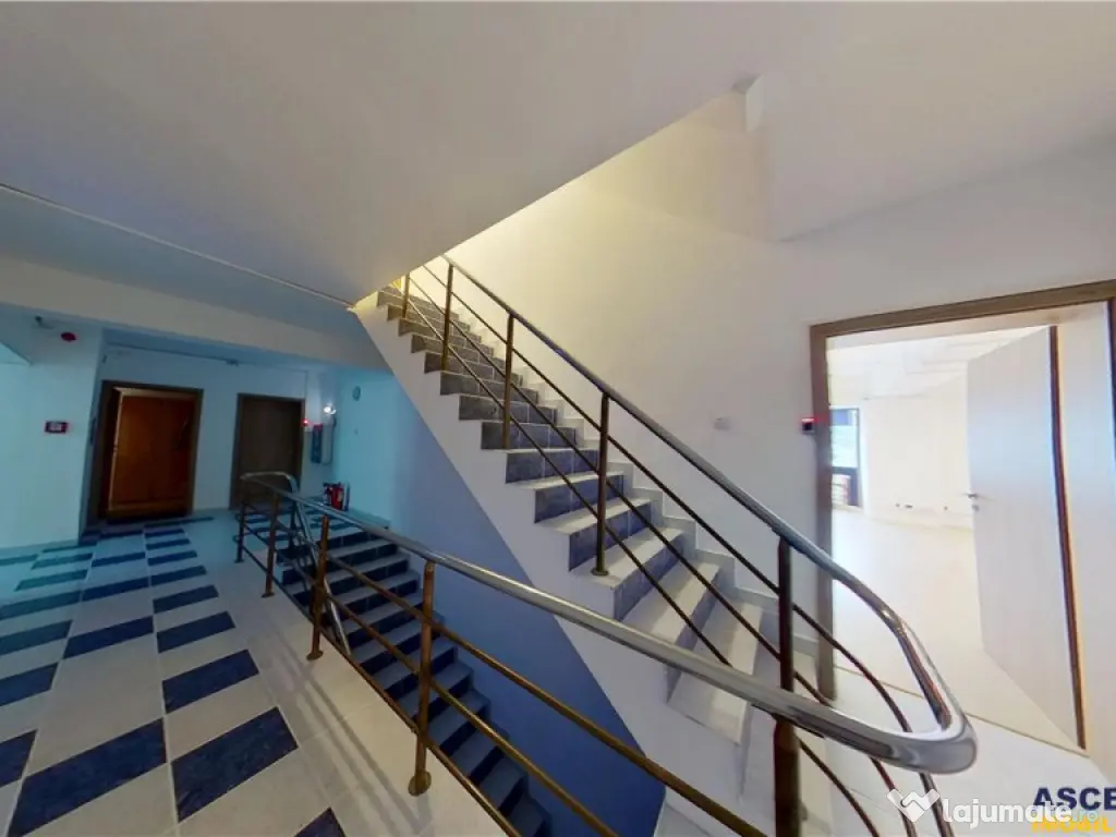 Tur LIVE! Spatiu birouri, renovat, Centrul Civic, Brasov.