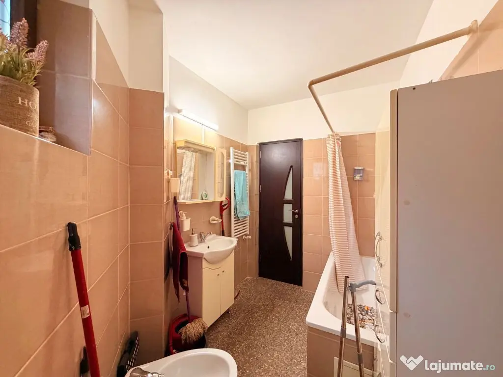 | Apartament de Inchiriat | 3 Camere | Dr.Taberei | Bloc ... 