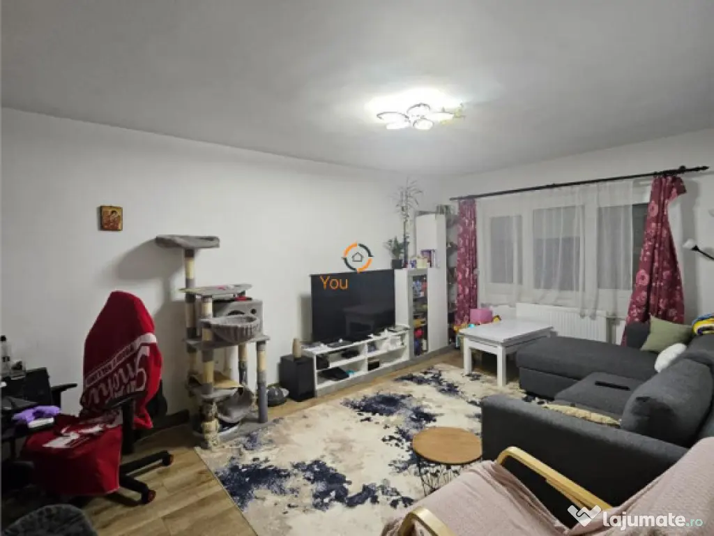 Decomandat 3 camere vedere pe doua parti zona Lipovei etaj 