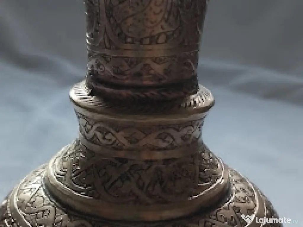 Miniatură Vază Persană din Alamă Gravată Manual - 11,5 cm - Décor Etno