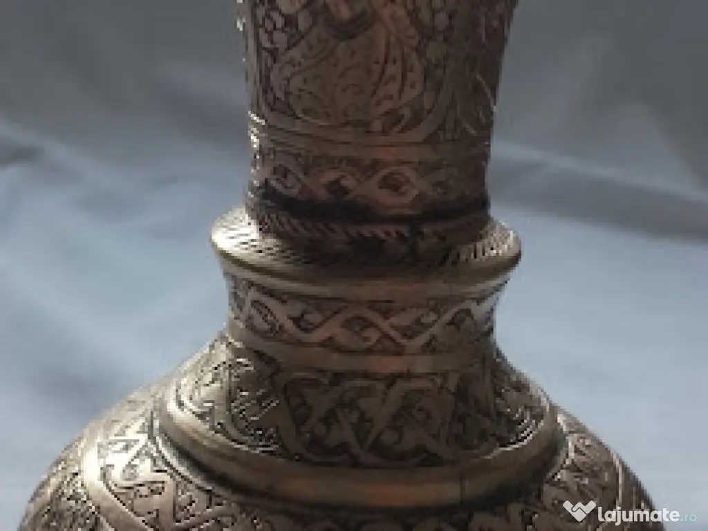 Miniatură Vază Persană din Alamă Gravată Manual - 11,5 cm - Décor Etno