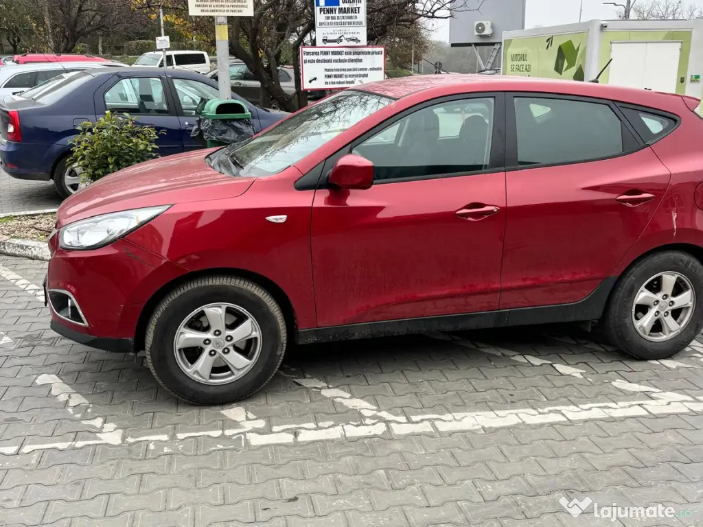 Hiundai ix35 Particular , ofer certificat fiscal