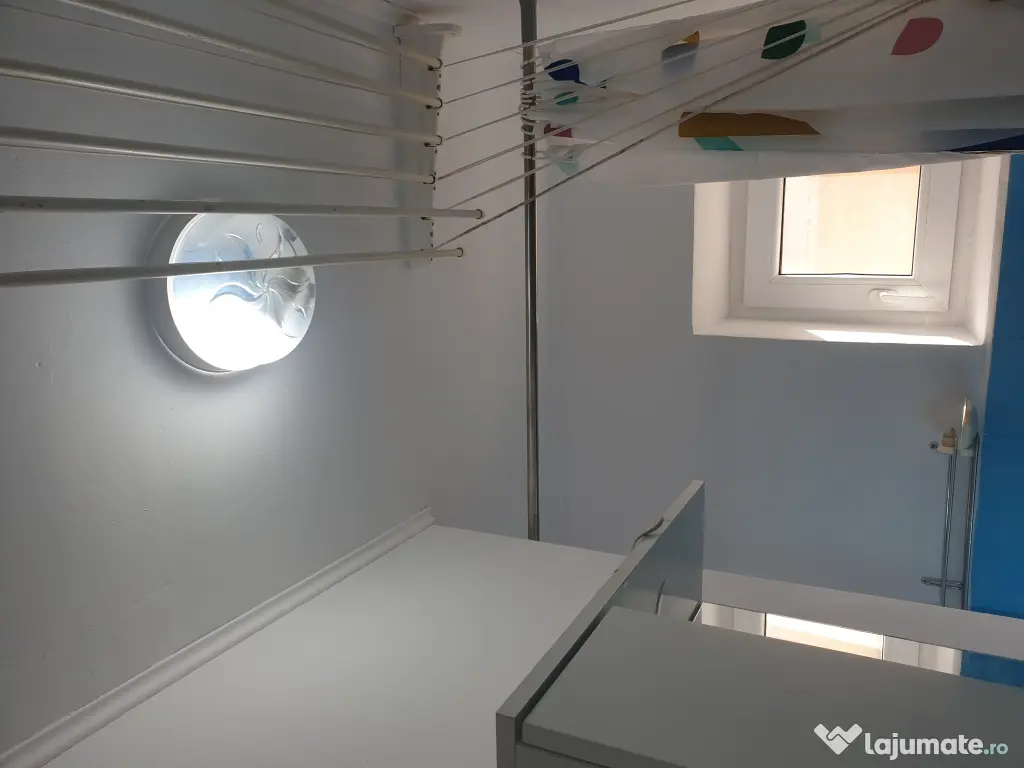 Execut amenajări interioare