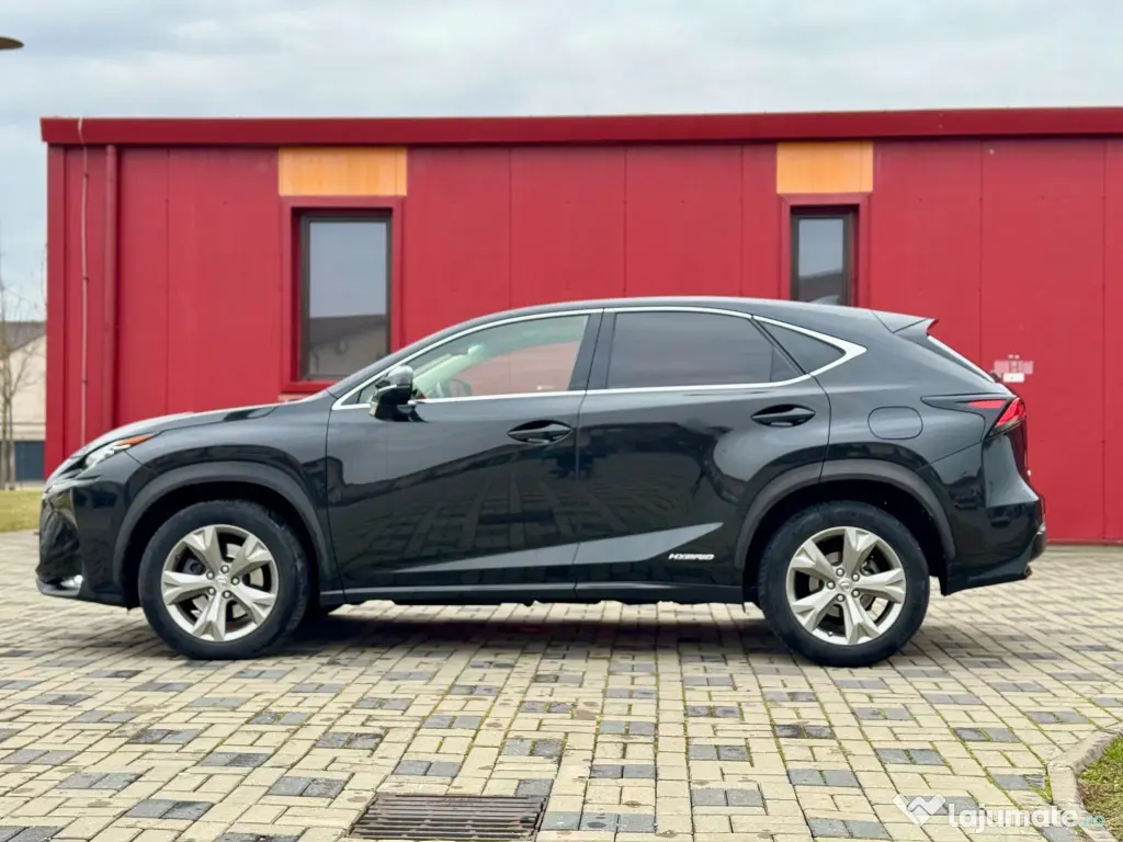 Lexus Seria NX 300h 4WD E-FOUR Luxury Line