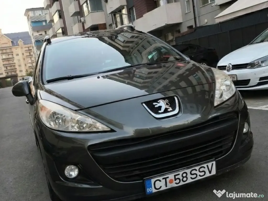 Vând Peugeot 207 - 2011 
