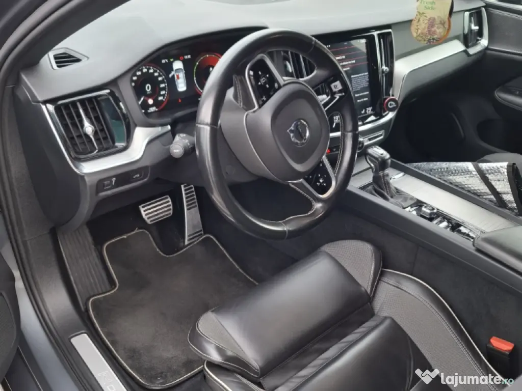 Volvo S60 2019 benzina T5