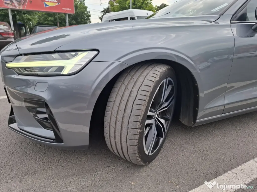 Volvo S60 2019 benzina T5