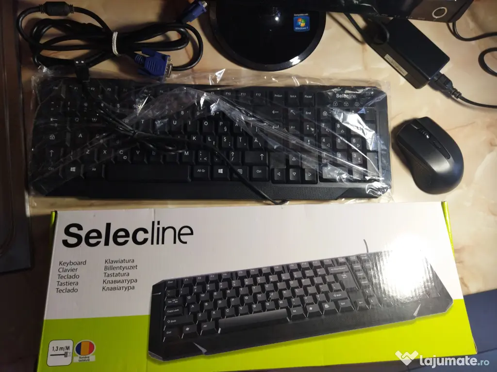 Monitor LCD BenQ + Cadou: Tastatura (Noua) si Mouse Optic (Wireless)