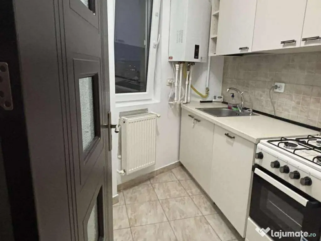 Inchiriez apartament 2 camere