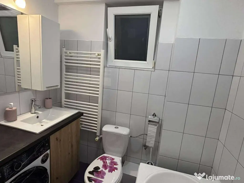 Inchiriez apartament 2 camere