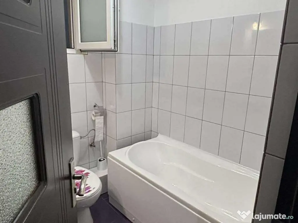 Inchiriez apartament 2 camere