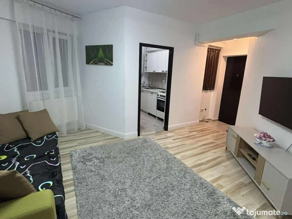 Inchiriez apartament 2 camere