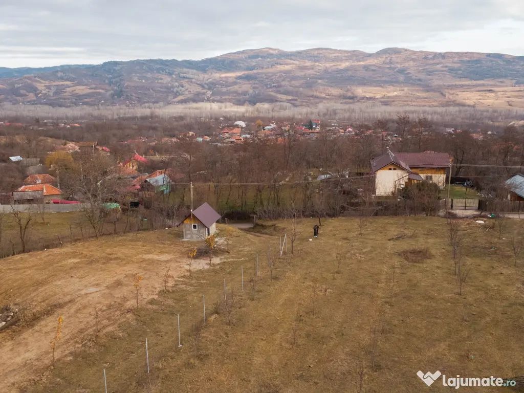 Teren de vânzare – 5.100 mp 