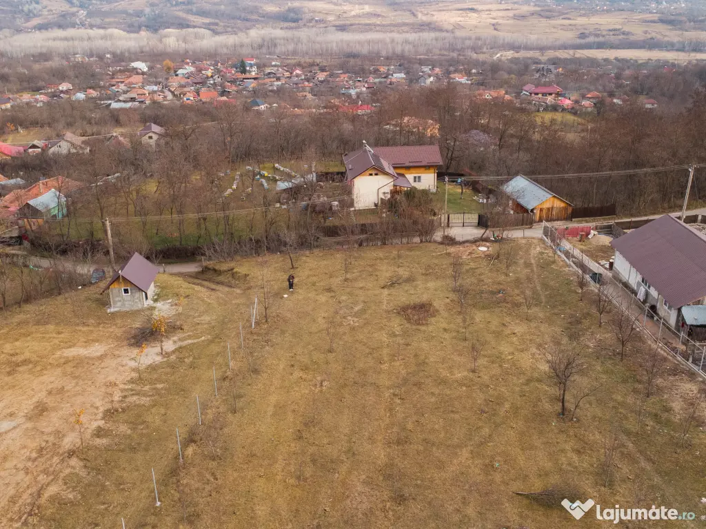 Teren de vânzare – 5.100 mp 