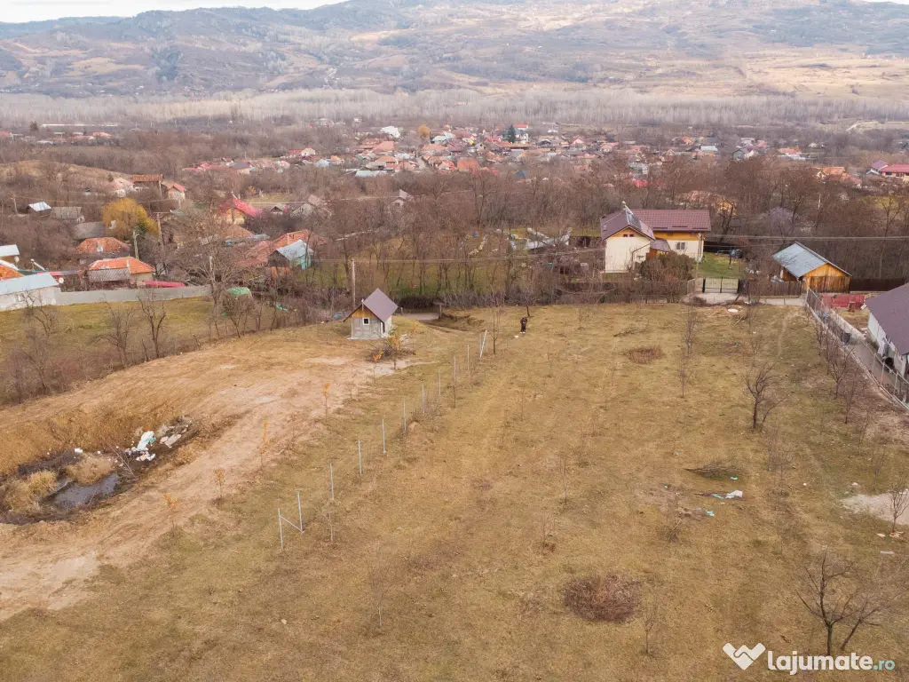 Teren de vânzare – 5.100 mp 