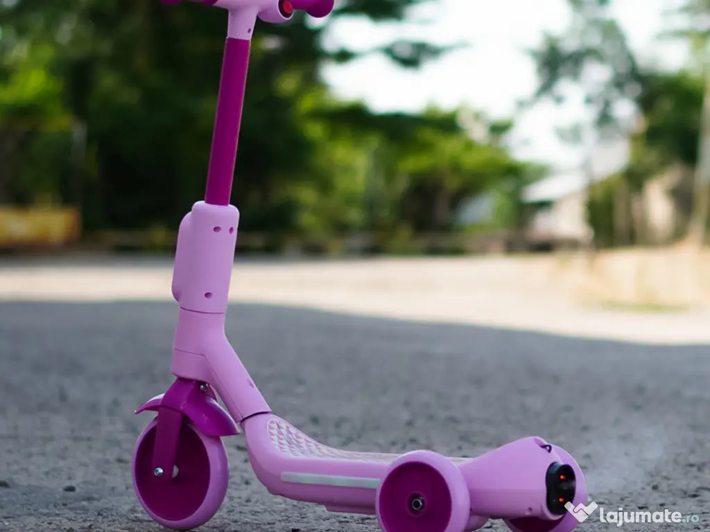 Trotineta electrica Kinderauto Aquamist cu aburi, lumini 30W 6V Pink